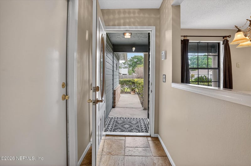 11522 Sweetwater Oaks Dr, Jacksonville, FL 32223