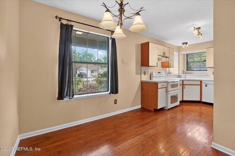 11522 Sweetwater Oaks Dr, Jacksonville, FL 32223