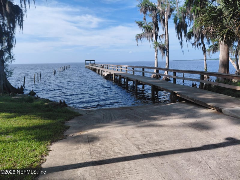 426 Carteret Rd, Georgetown, FL 32139