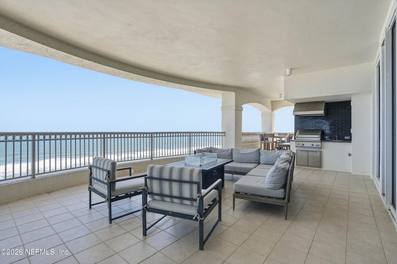 917 1st St #1201, Jacksonville Beach, FL 32250