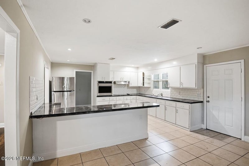 8040 Hammond Blvd, Jacksonville, FL 32220