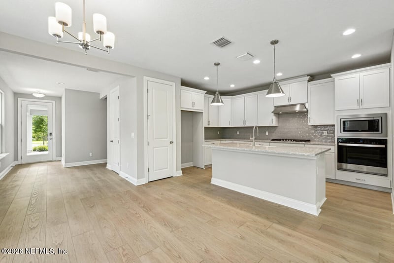 15 Mulberry Rd, Palm Coast, FL 32164