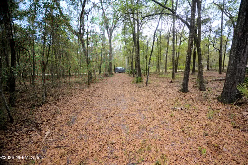 707 Hillsborough Ave, Florahome, FL 32140