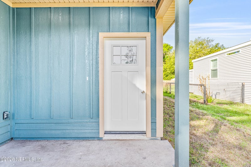 149 Lake Margo Dr, Satsuma, FL 32189