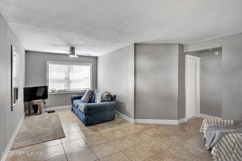 205 11th Ave, Jacksonville Beach, FL 32250