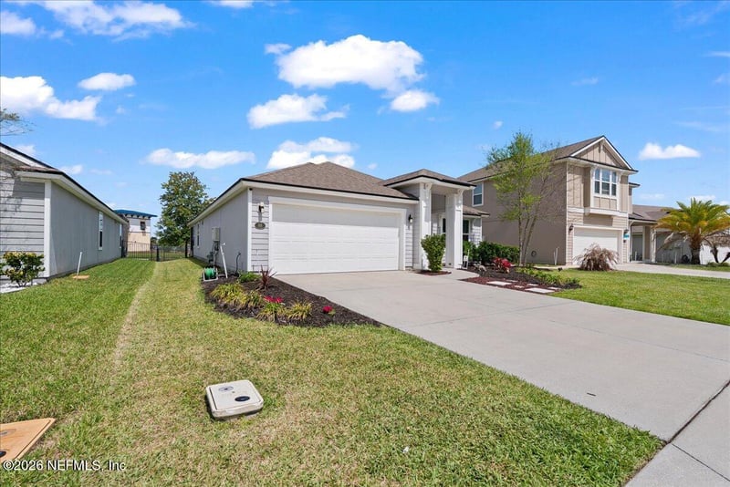 98 Glasgow Dr, St Johns, FL 32259