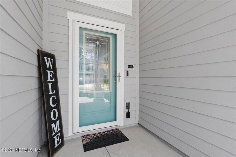 98 Glasgow Dr, St Johns, FL 32259