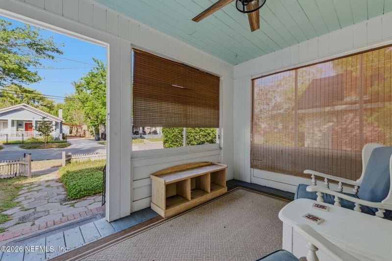 1042 Lark St, Jacksonville, FL 32205