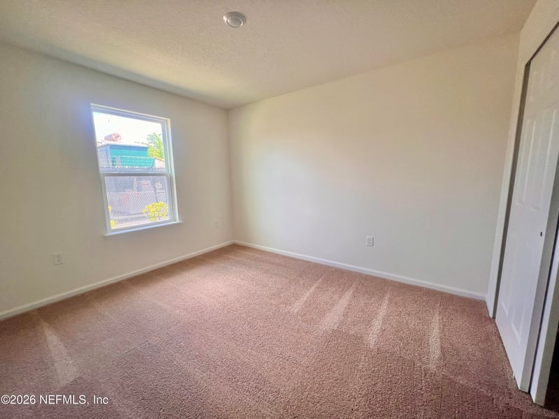 8212 Hawkes Meadow Dr, Jacksonville, FL 32219