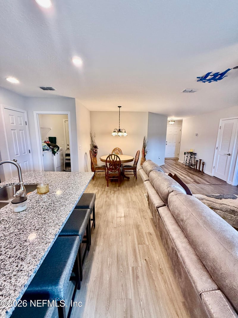 8528 Osteen St, Jacksonville, FL 32210