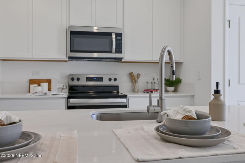 5437 Arrow Ln, Jacksonville, FL 32222