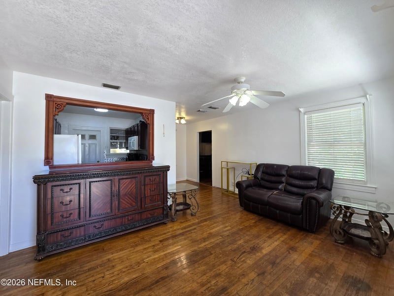 2710 Southside Blvd, Jacksonville, FL 32216