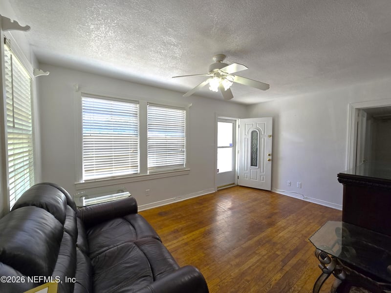 2710 Southside Blvd, Jacksonville, FL 32216