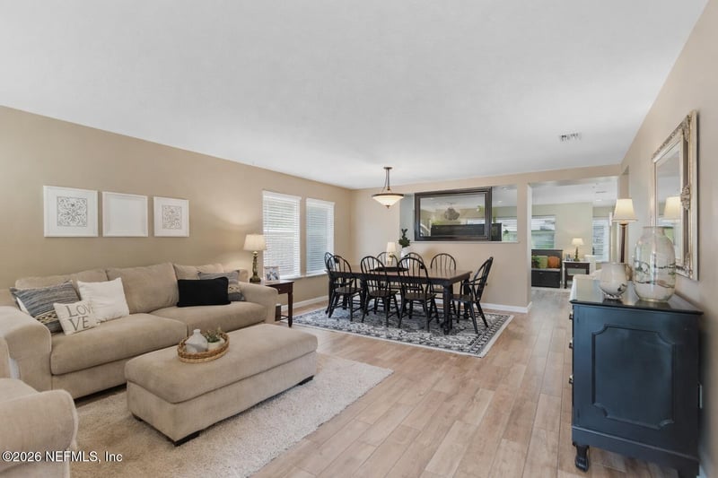 2362 Tyson Lake Dr, Jacksonville, FL 32221