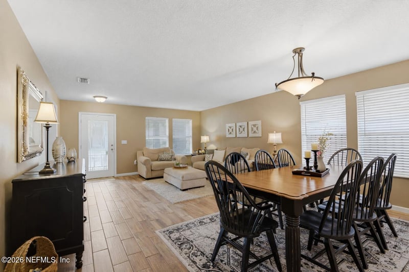 2362 Tyson Lake Dr, Jacksonville, FL 32221