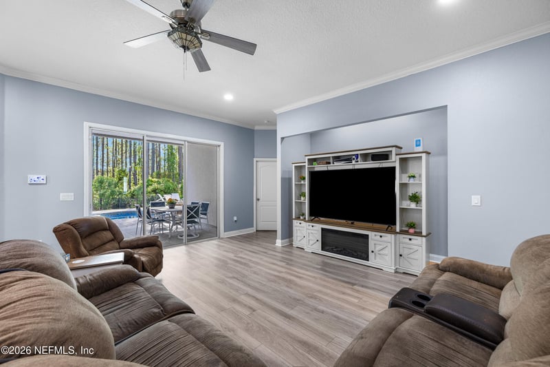 1016 Wilmot Pl, St Johns, FL 32259