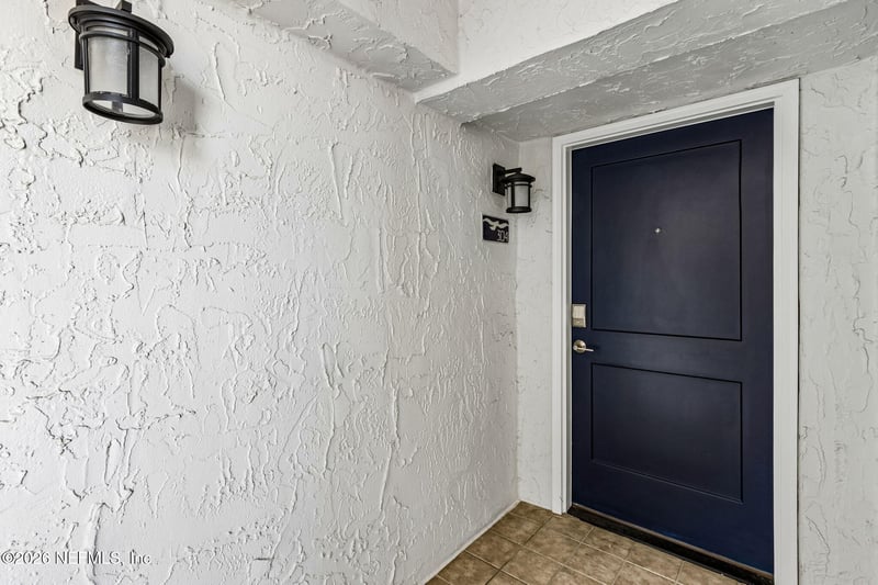 275 1st St #304, Jacksonville Beach, FL 32250