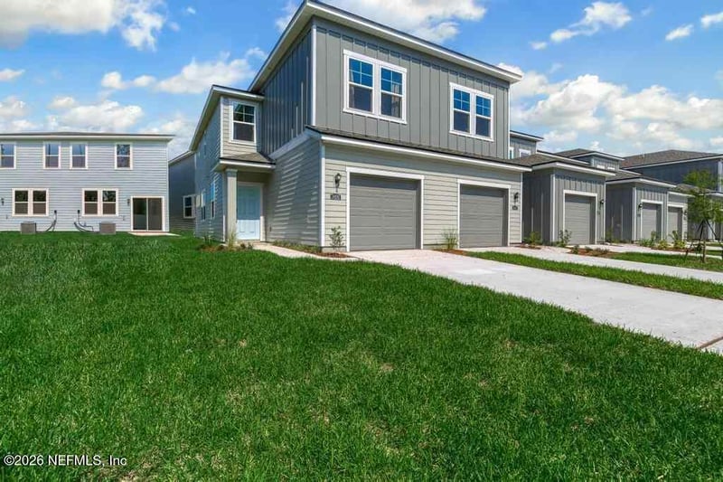 158 Brazil Nut Cir, Jacksonville, FL 32218