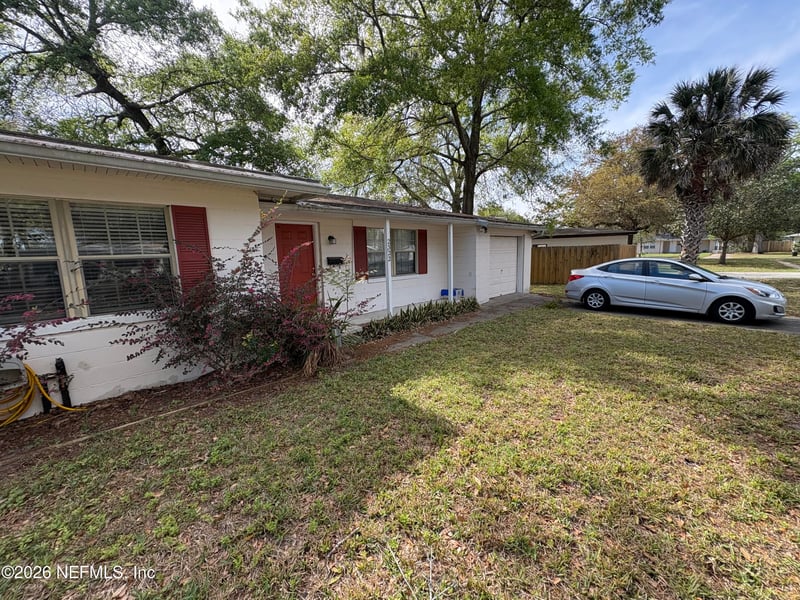 2322 Woodridge Rd, Jacksonville, FL 32210