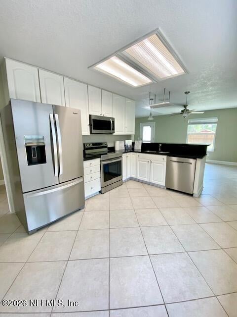 8860 Bandera Cir, Jacksonville, FL 32244