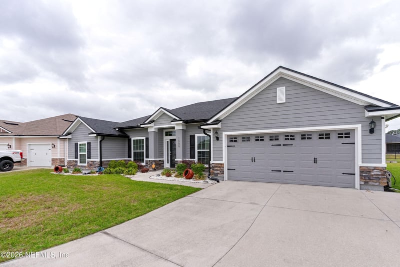 1606 Colonial Tavern Ct, Jacksonville, FL 32221