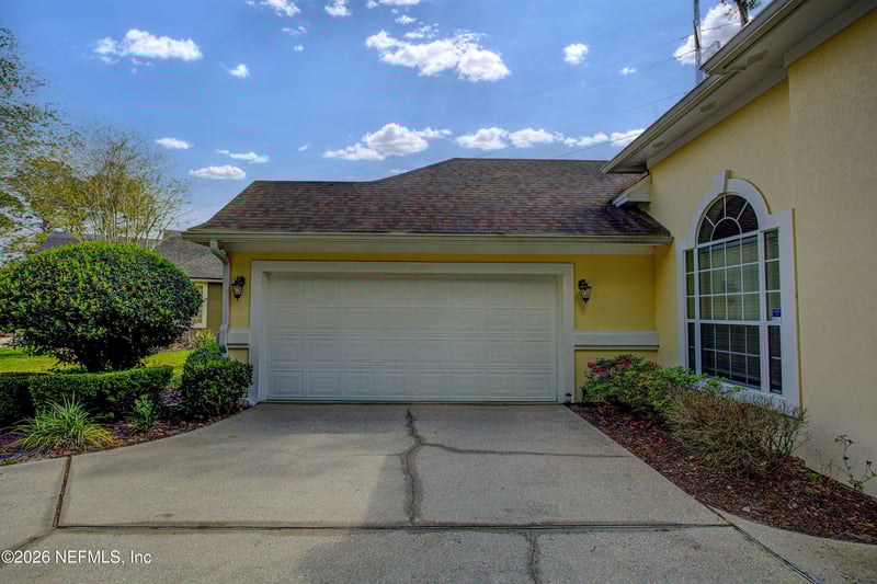 8342 Amherst Hills Ln, Jacksonville, FL 32256