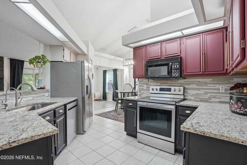 7737 Mistwood Cir, Jacksonville, FL 32244