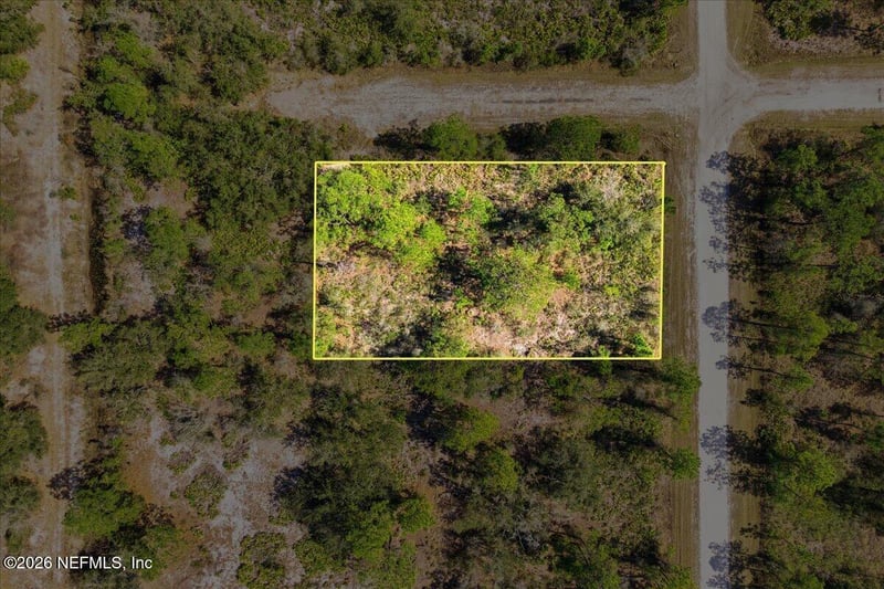 602 Azalea Dr, Indian Lake Estates, FL 33855