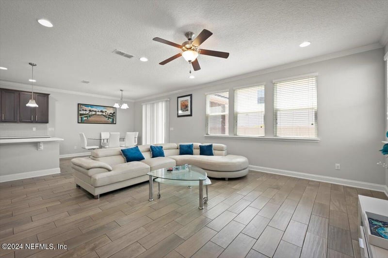 3954 Coastal Cove Cir, Jacksonville, FL 32224