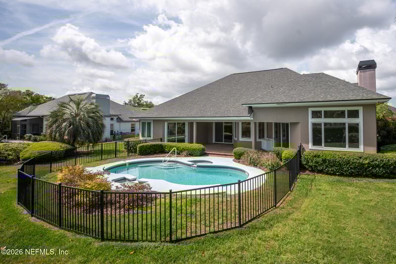 3727 Cricket Cove Rd, Jacksonville, FL 32224