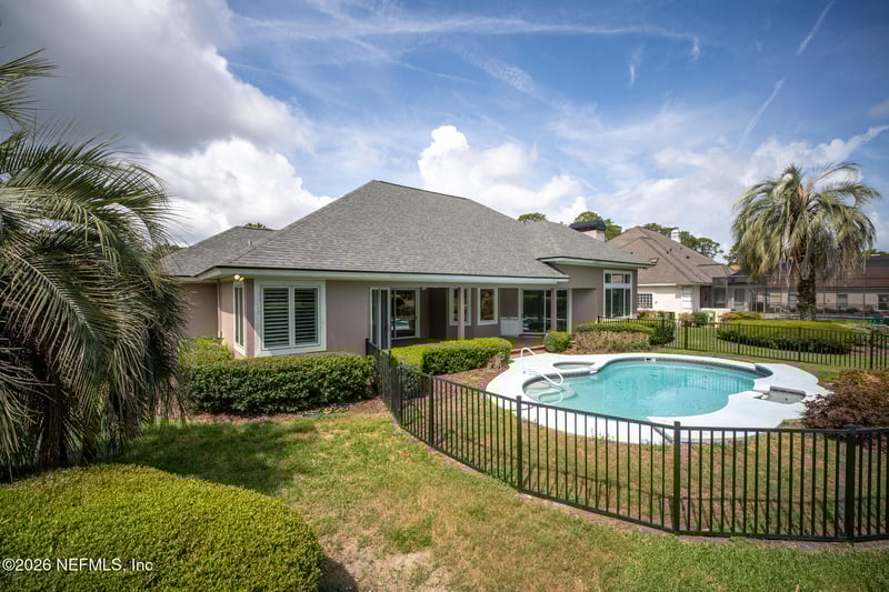 3727 Cricket Cove Rd, Jacksonville, FL 32224