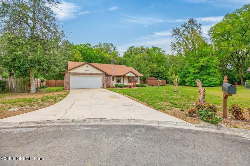 8111 Cayuga Trl, Jacksonville, FL 32244