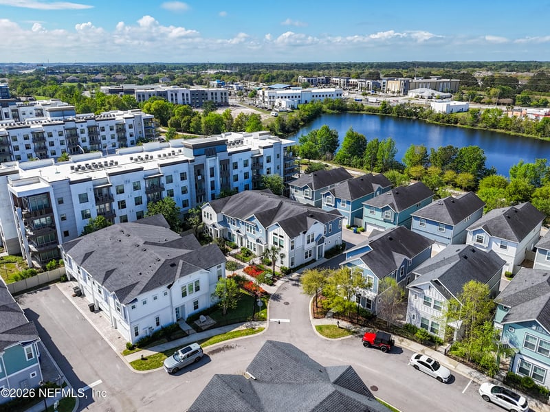 7441 Beach Walk Pl, Jacksonville, FL 32256