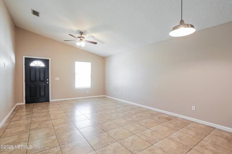 628 4th Ave, Jacksonville Beach, FL 32250