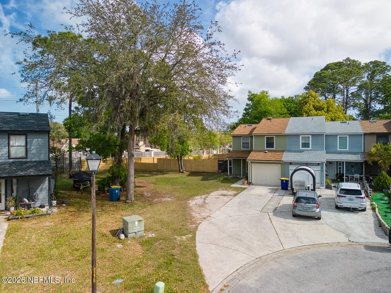 11477 Ft Caroline Lakes Dr, Jacksonville, FL 32225