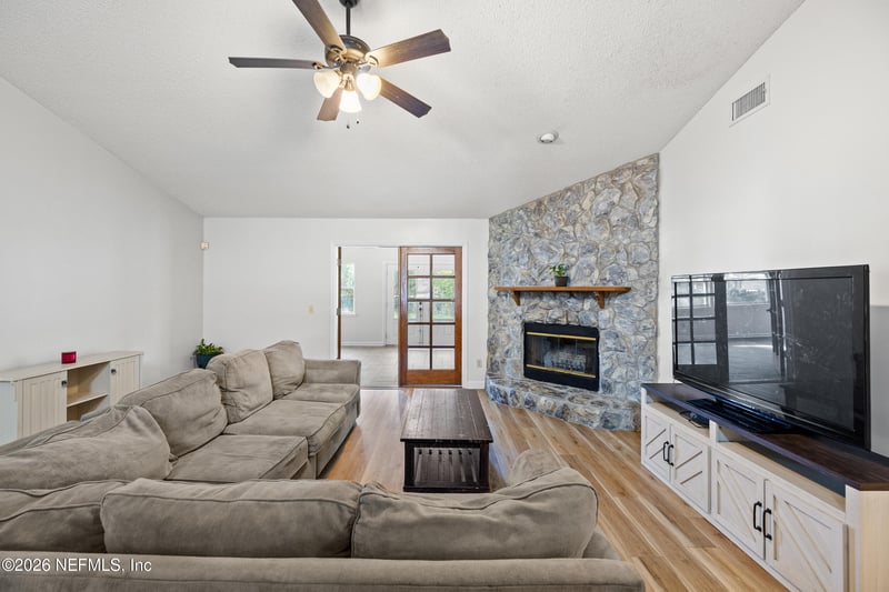 752 Nottingham Forest Cir, St Johns, FL 32259