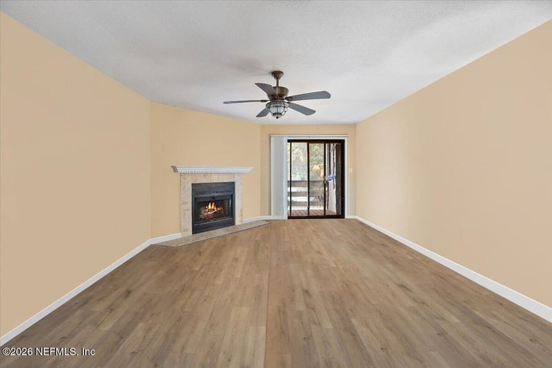 1604 Arcadia Dr #307, Jacksonville, FL 32207