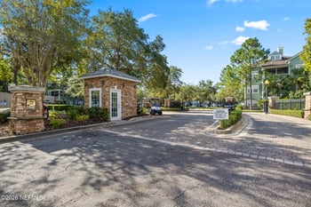 8550 Touchton Rd #127, Jacksonville, FL 32216