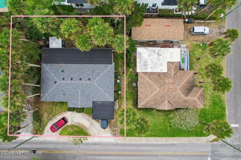 1070 East Coast Dr, Atlantic Beach, FL 32233