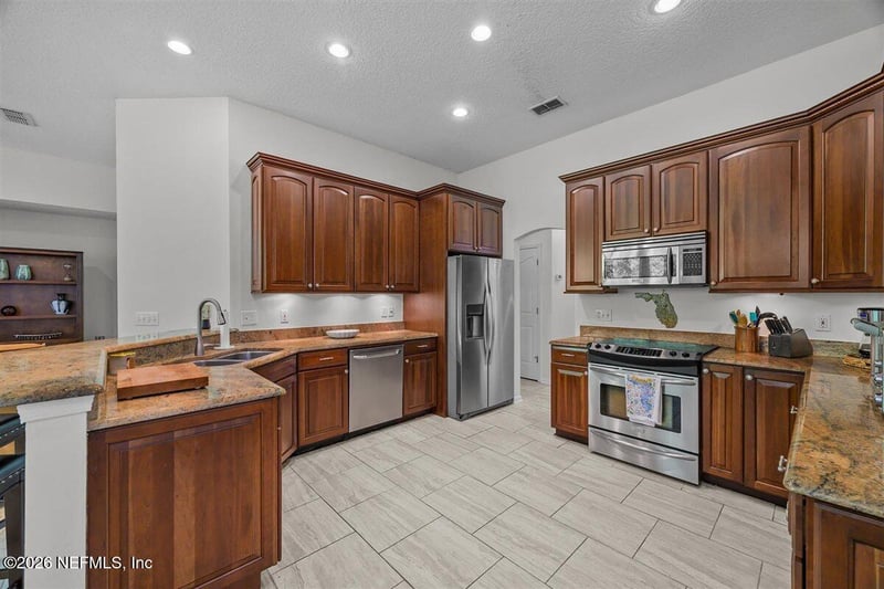 4074 Windsor Park Dr, Jacksonville, FL 32224