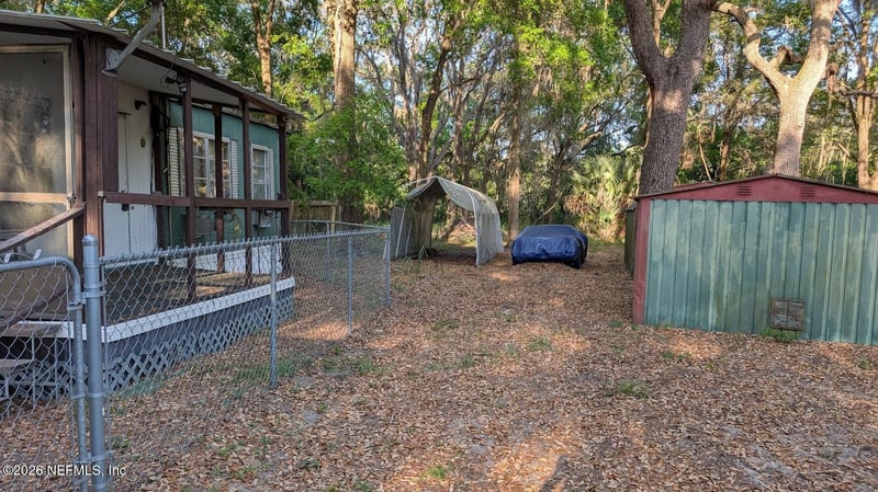 108 Brook St, Pomona Park, FL 32181