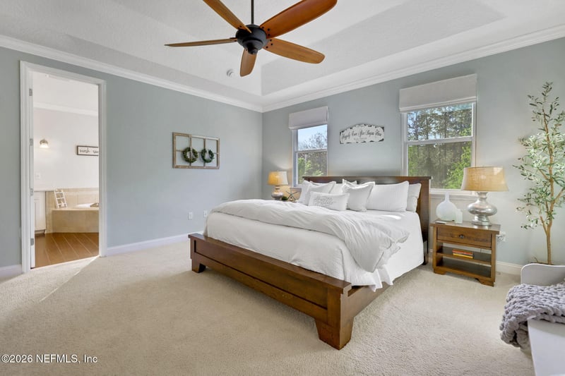 550 Brambly Vine Dr, St Johns, FL 32259