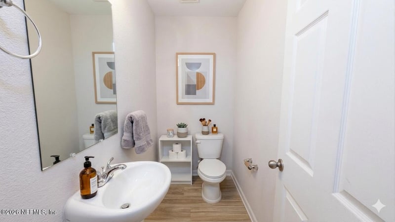 8503 Mcgirts Village Ln, Jacksonville, FL 32210