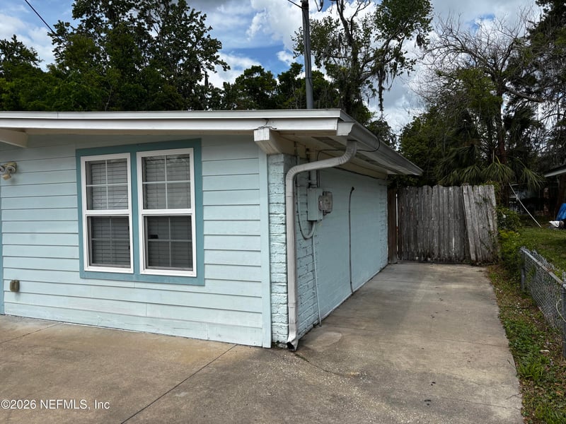 6929 Rollo Rd, Jacksonville, FL 32205