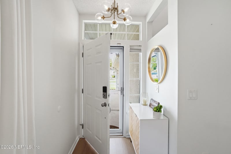 695 Selva Lakes Cir, Atlantic Beach, FL 32233