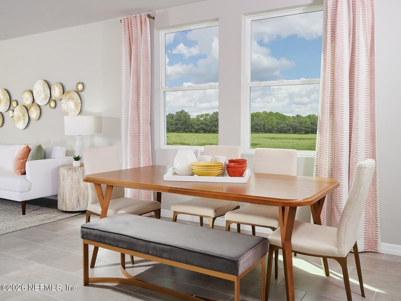 7767 Cahill Ln, Jacksonville, FL 32219