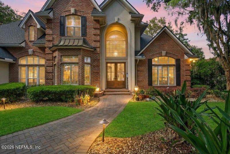 13719 Saxon Lake Dr, Jacksonville, FL 32225