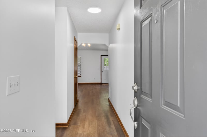 7149 Loves Dr, Jacksonville, FL 32222