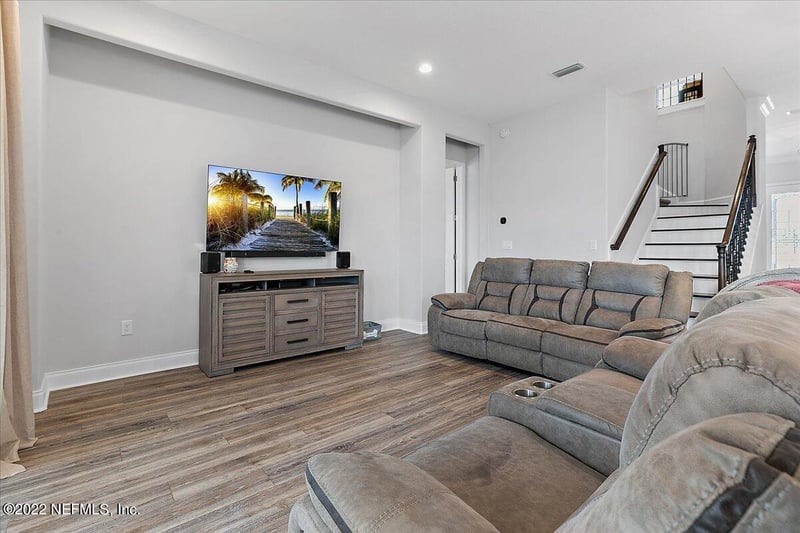 476 Silverleaf Village Dr, St Augustine, FL 32092