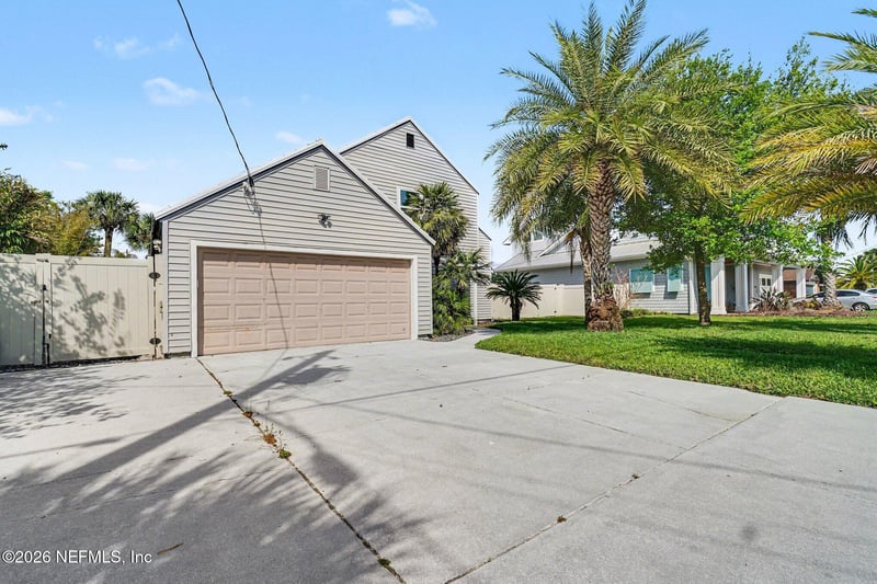 4258 Seabreeze Dr, Jacksonville, FL 32250